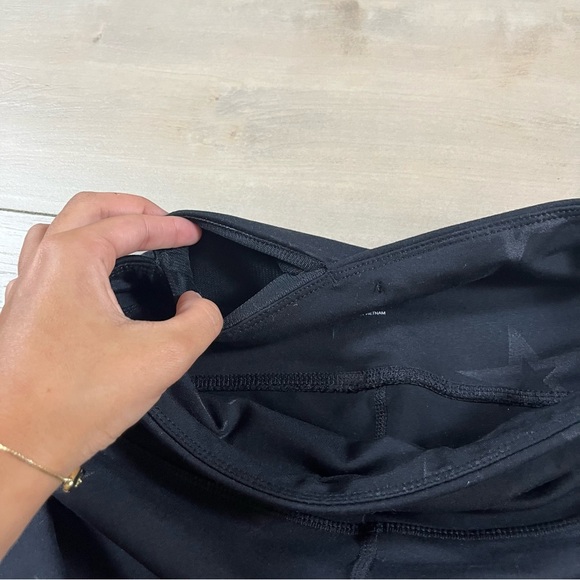 GapFit Women’s Black Winterbrush Star Leggings Tights - Picture 6 of 10